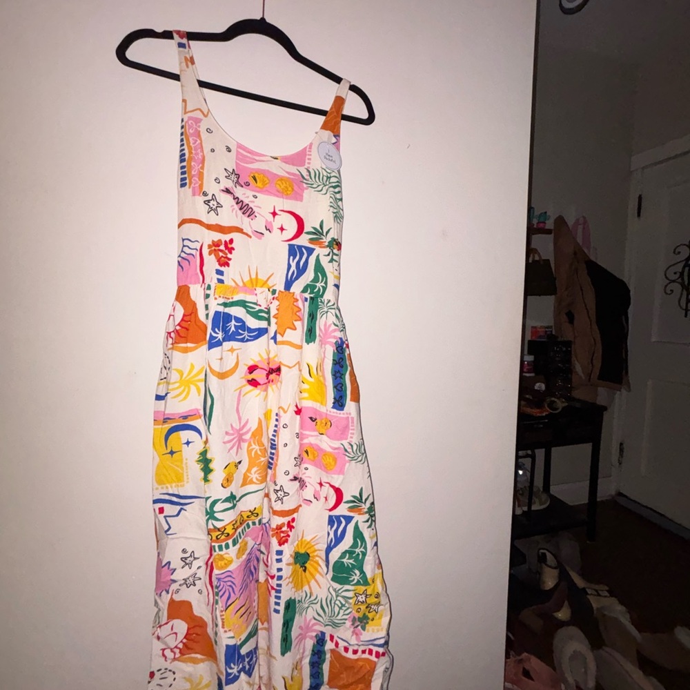 Colorful Sleeveless Maxi Dress - Picture 2 of 4